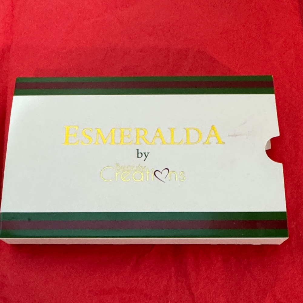 Beauty Creations Esmeralda Palette - Bold and Vibrant